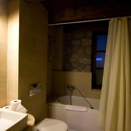 Christantoni Chalet *